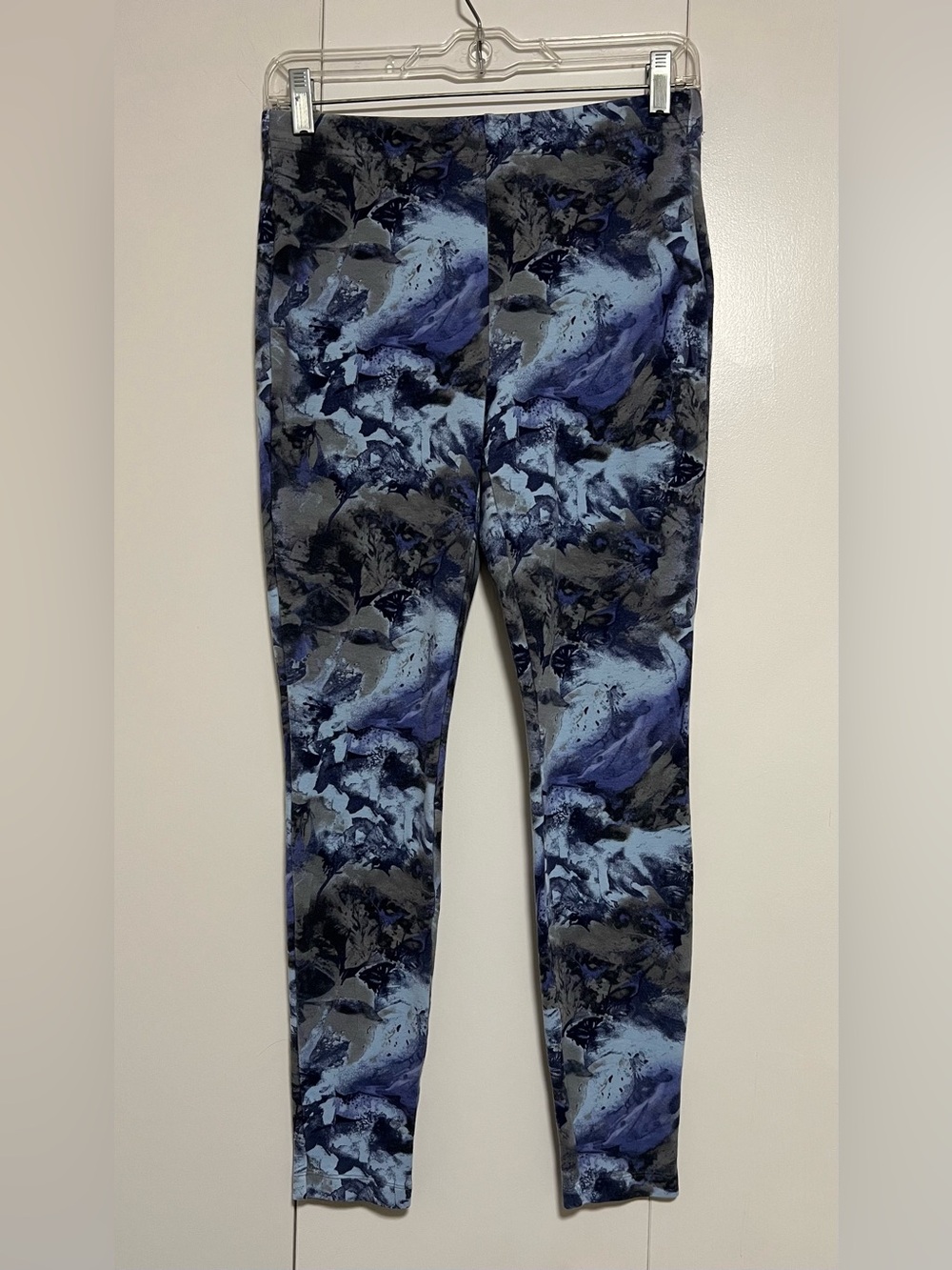 Chico's Fabulously Slimming Blue Purple Abstract Print Legging Size 0 US 4
